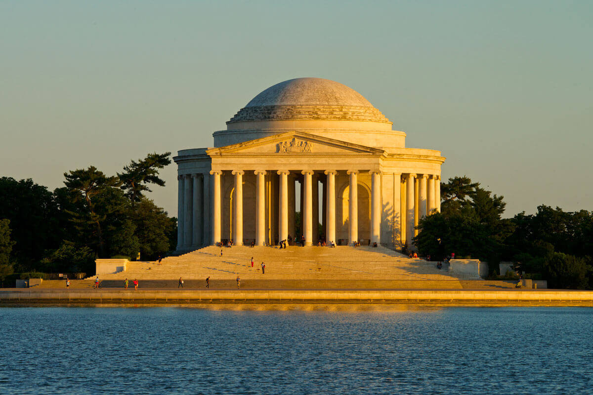 Best Monuments & Memorials In Washington DC You Can't Miss