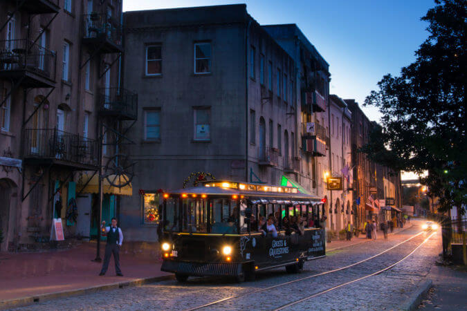 savannah tours at night