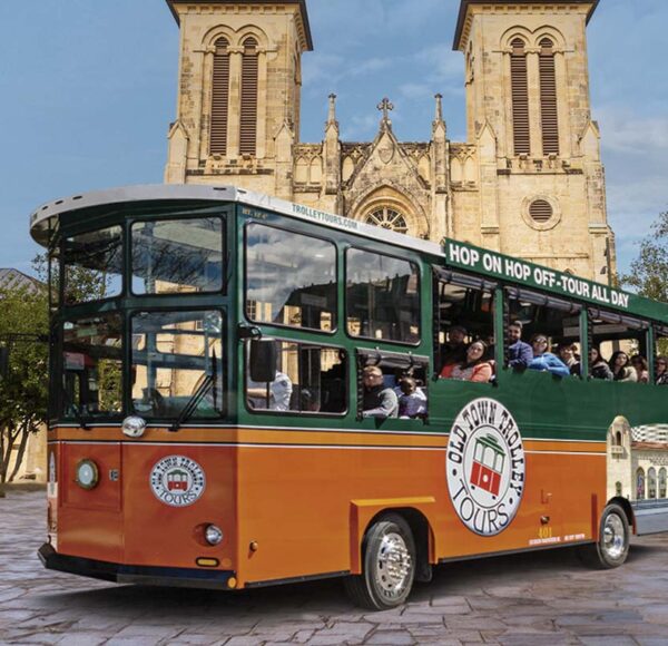 San Antonio trolley in front of San Fernando Cathedral